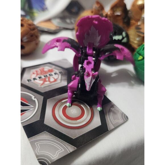 Bakugan Lot 25+ Pieces Battle Brawlers Cards Game Parts - Picture 16 of 16